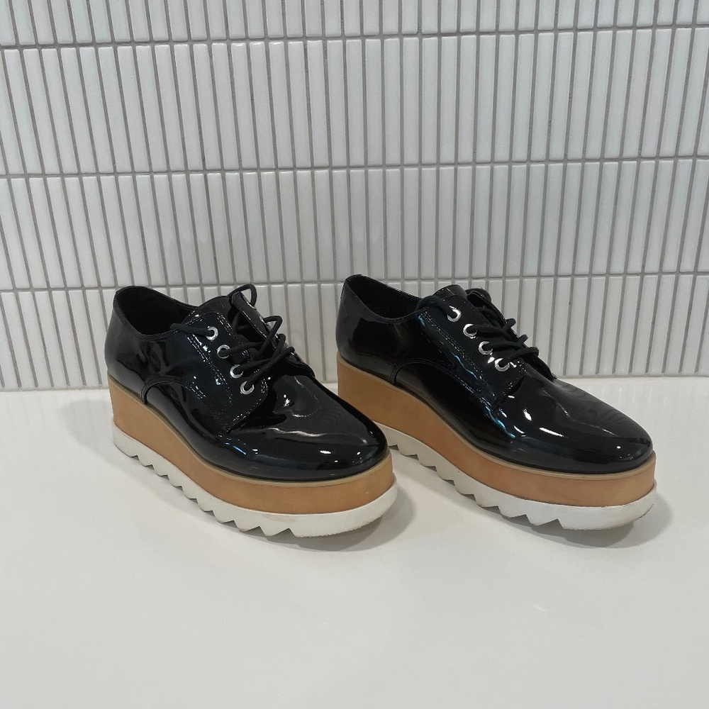 Aldo patent leather platform shoes